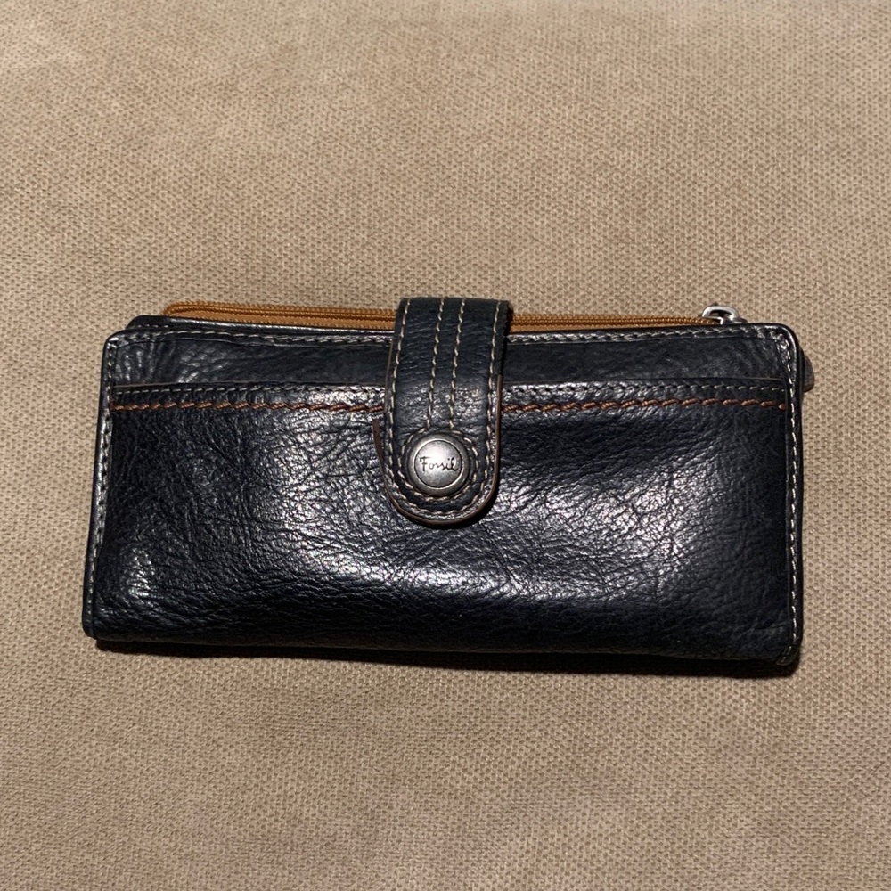 Fossil genuine leather wallet black w/brown stitching